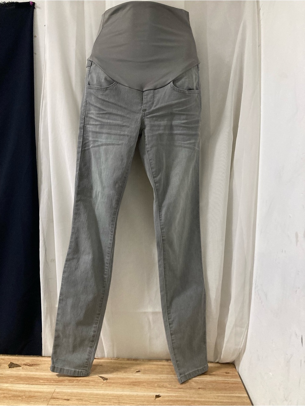 Insider Premium Denim Maternity Skinny Jeans - Grey Wash - XXS